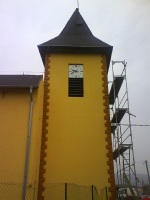 Kremnika - zvonica v centre obce
